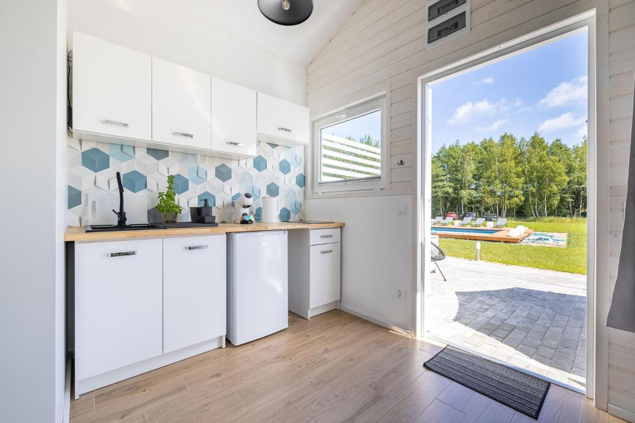 Lumi Resort Domki Letniskowe Z Podgrzewanym Basenem Rewal Exteriér fotografie