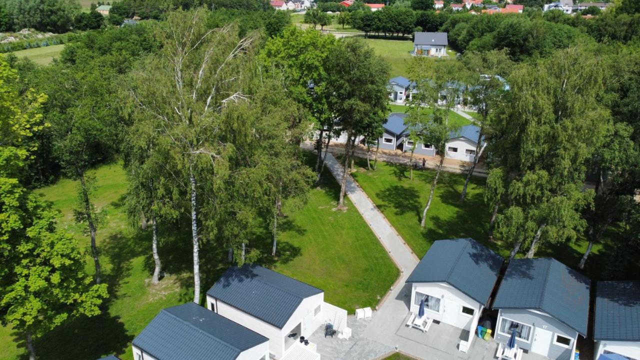 Lumi Resort Domki Letniskowe Z Podgrzewanym Basenem Rewal Exteriér fotografie