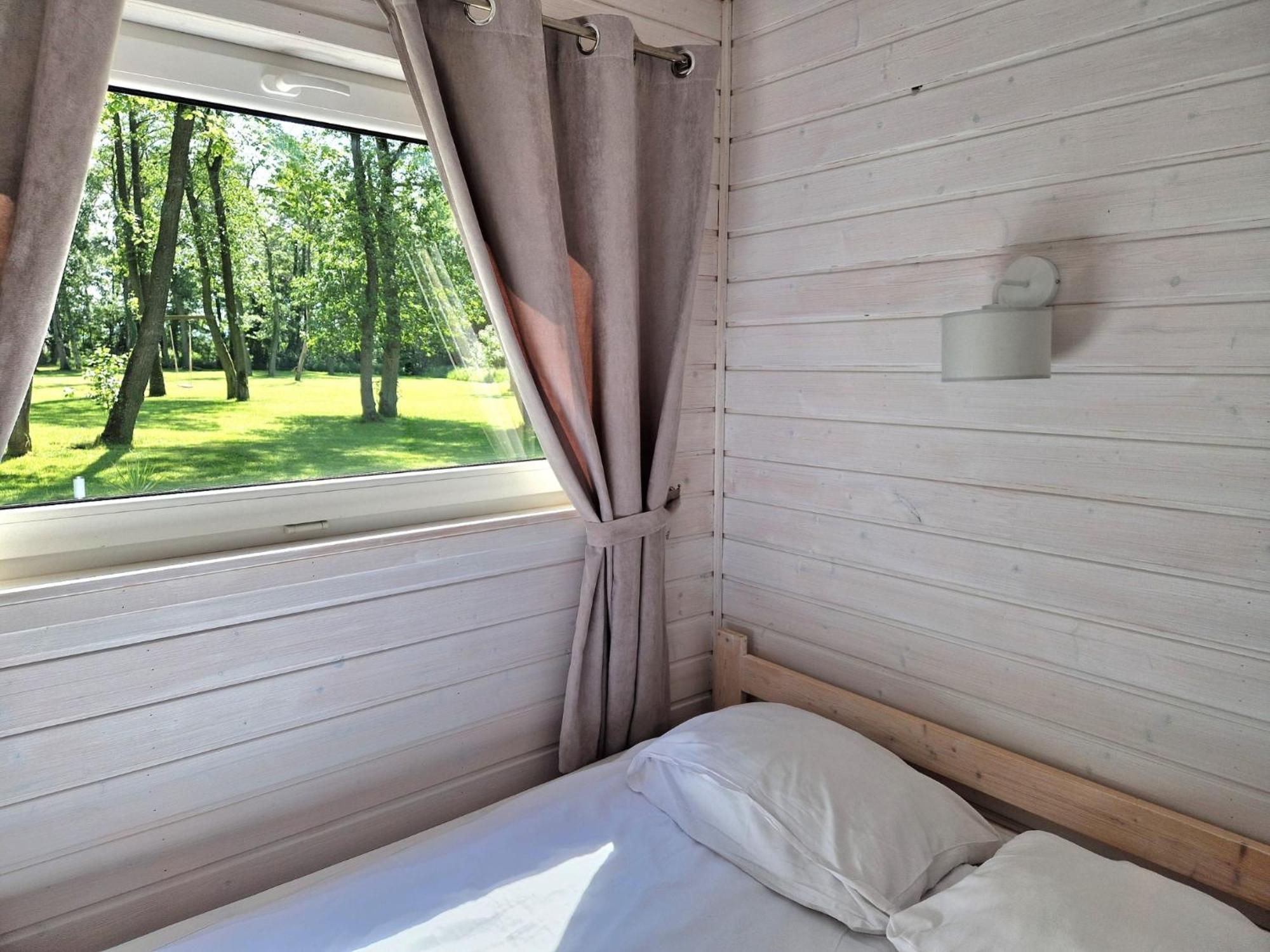 Lumi Resort Domki Letniskowe Z Podgrzewanym Basenem Rewal Pokoj fotografie