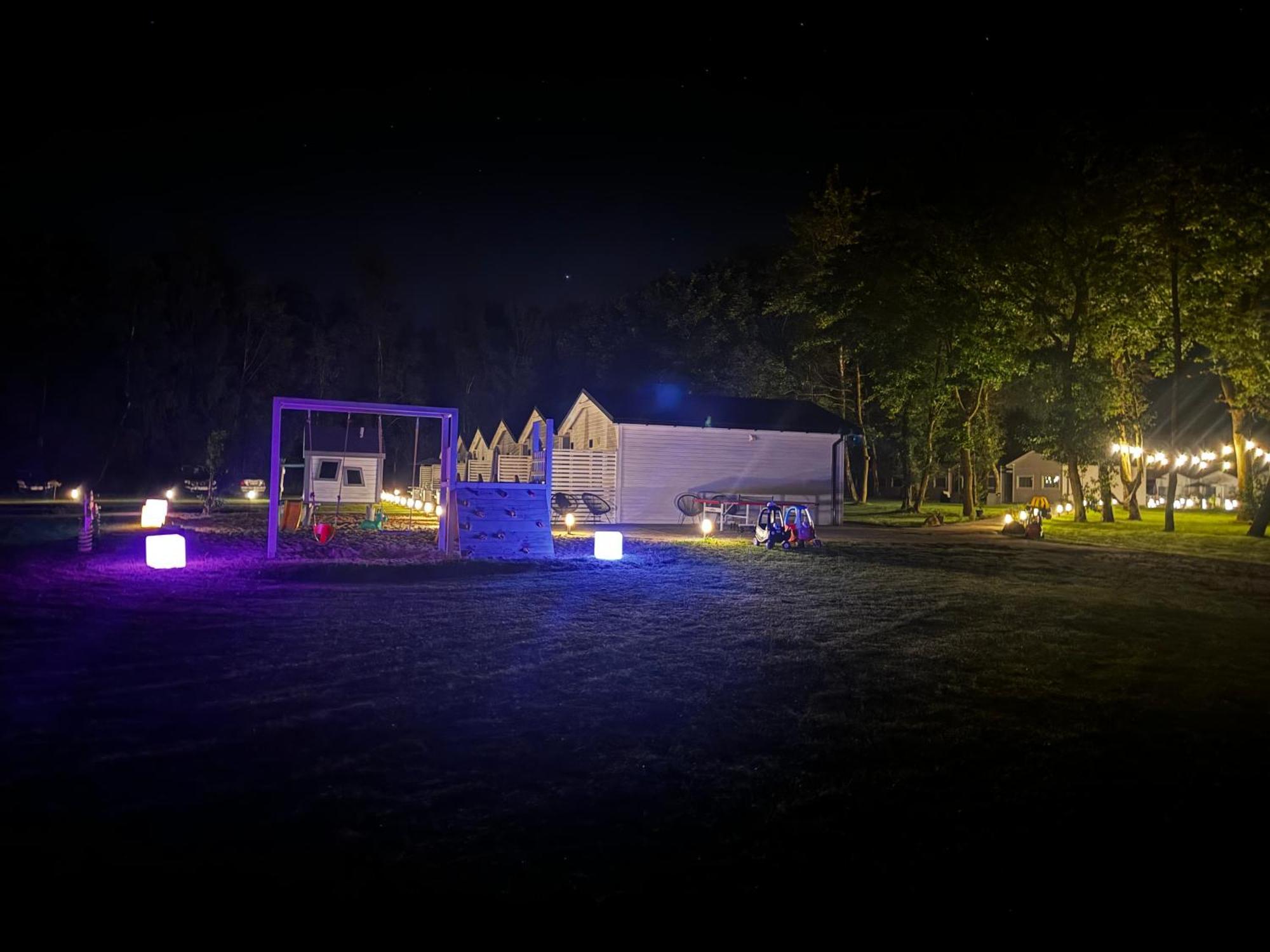 Lumi Resort Domki Letniskowe Z Podgrzewanym Basenem Rewal Exteriér fotografie