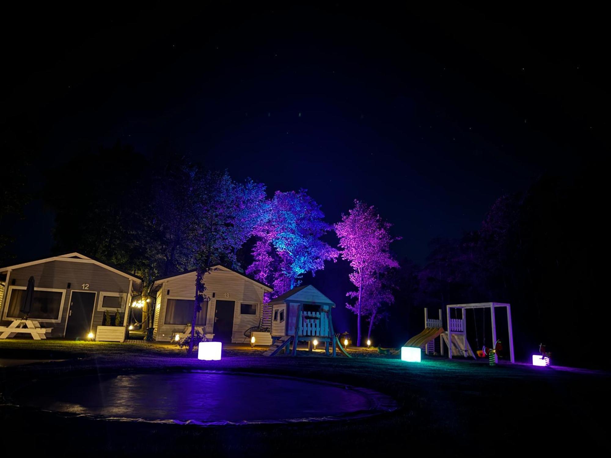 Lumi Resort Domki Letniskowe Z Podgrzewanym Basenem Rewal Exteriér fotografie